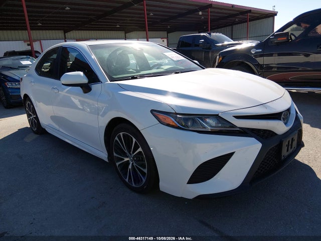 2018 TOYOTA CAMRY SE