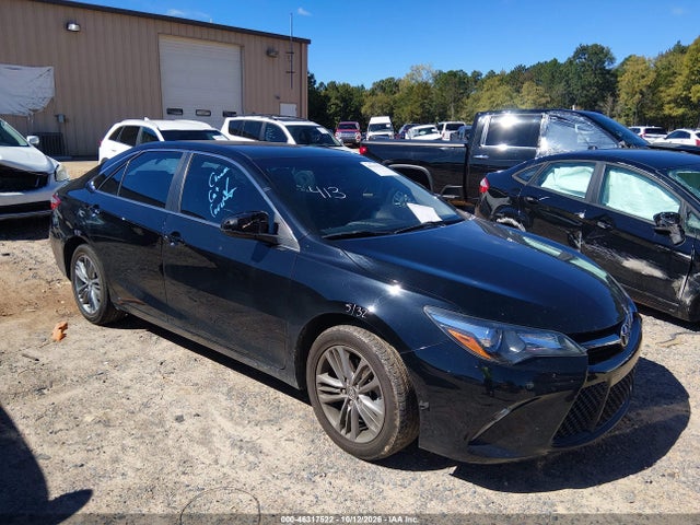 2017 TOYOTA CAMRY SE