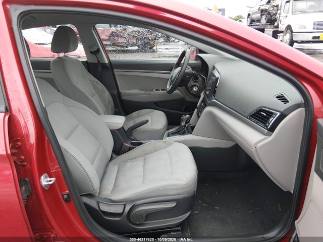 2017 HYUNDAI ELANTRA SE 5