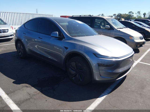 2026 TESLA MODEL Y PREMIUM REAR-WHEEL DRIVE/REAR-WHEEL DRIVE
