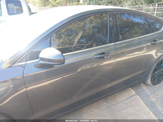 2019 FORD FUSION SE 14