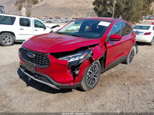 2025 FORD ESCAPE PHEV 2