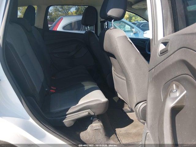 2017 FORD ESCAPE S 8