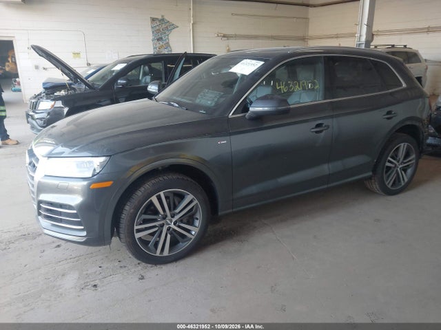 2018 AUDI Q5 2.0T TECH PREMIUM 2
