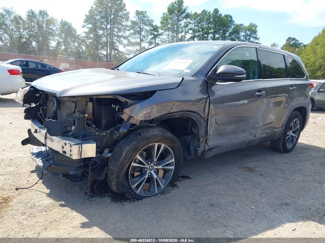 2019 TOYOTA HIGHLANDER LE PLUS 2