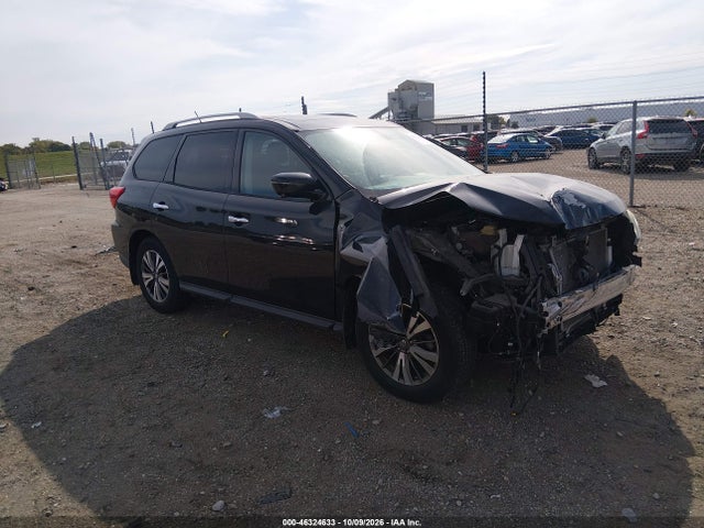 2017 NISSAN PATHFINDER SL