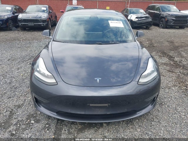 2018 TESLA MODEL 3 LONG RANGE/PERFORMANCE 12
