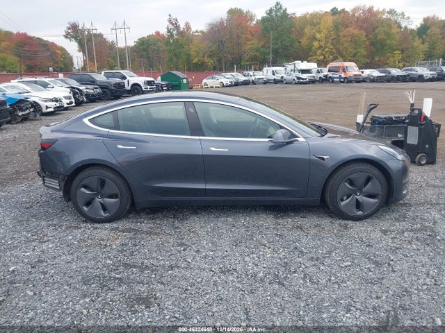 2018 TESLA MODEL 3 LONG RANGE/PERFORMANCE 13