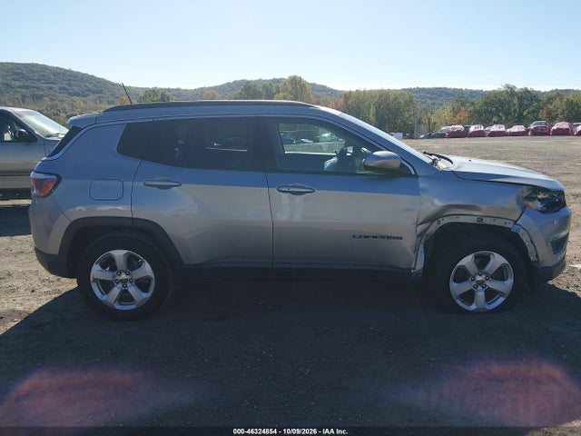 2019 JEEP COMPASS LATITUDE 4X4 14
