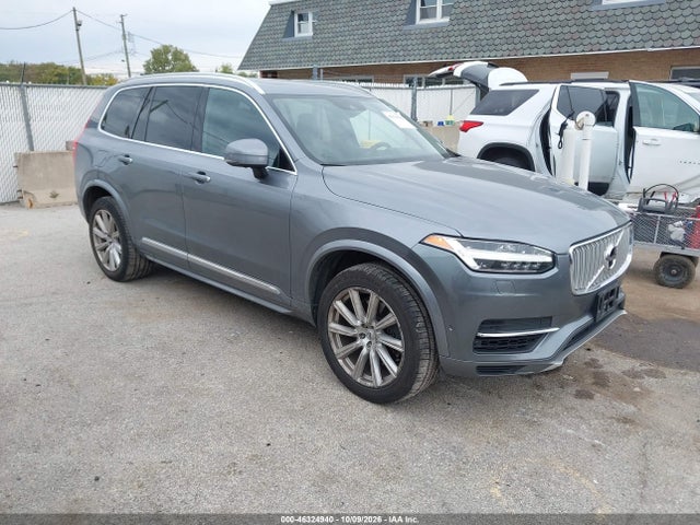 2017 VOLVO XC90 HYBRID T8 INSCRIPTION