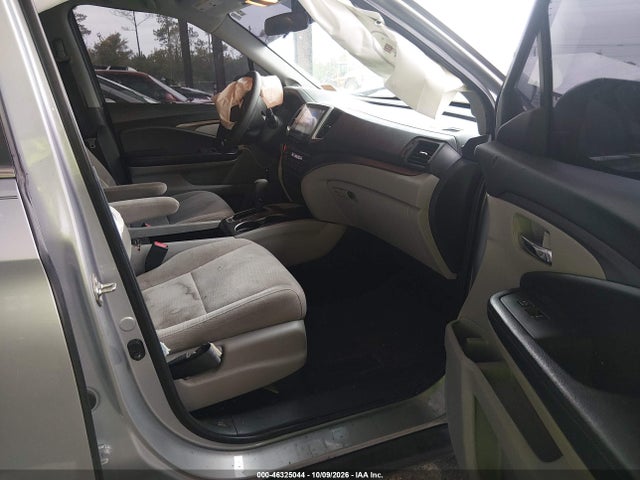2018 HONDA PILOT EX 5