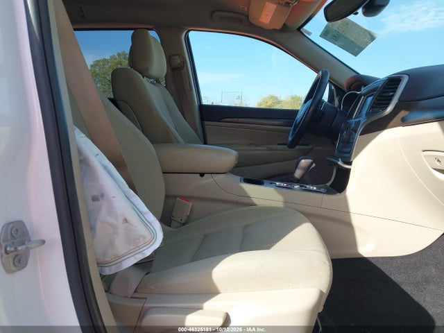 2017 JEEP GRAND CHEROKEE LAREDO 4X4 5