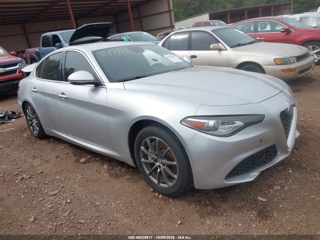 2017 ALFA ROMEO GIULIA RWD