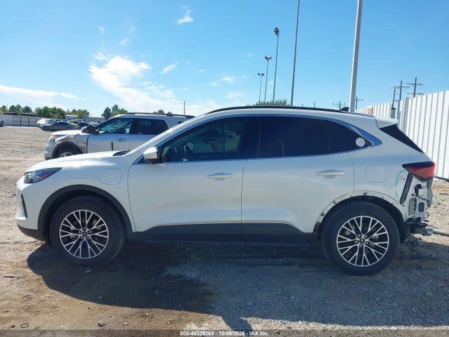2025 FORD ESCAPE PHEV 15