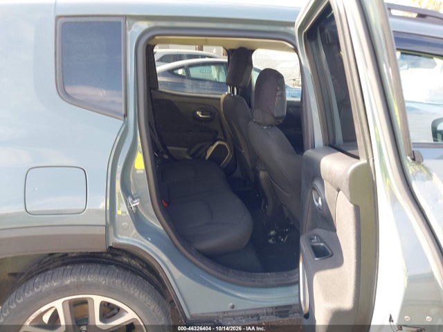 2017 JEEP RENEGADE LATITUDE 4X4 8