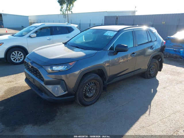 2021 TOYOTA RAV4 LE 2