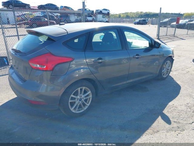 2017 FORD FOCUS SE 4