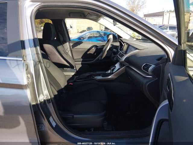 2020 MITSUBISHI ECLIPSE CROSS ES 1.5T 5