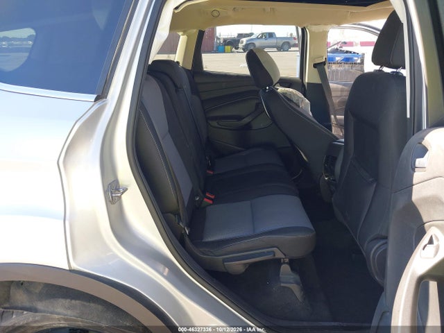2017 FORD ESCAPE SE 8