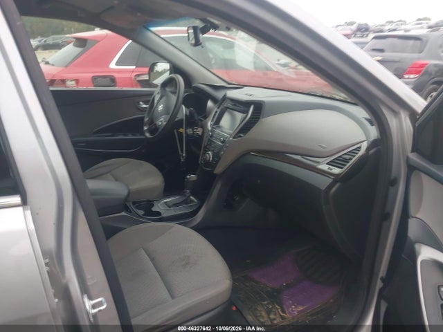 2017 HYUNDAI SANTA FE SE 5