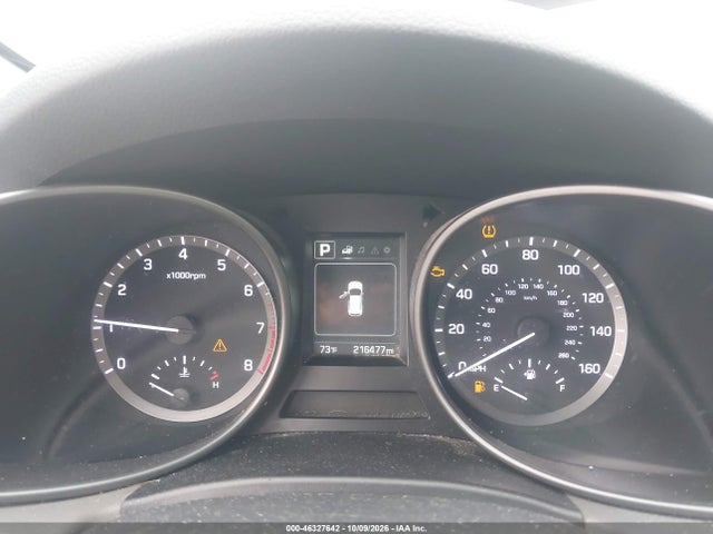 2017 HYUNDAI SANTA FE SE 7