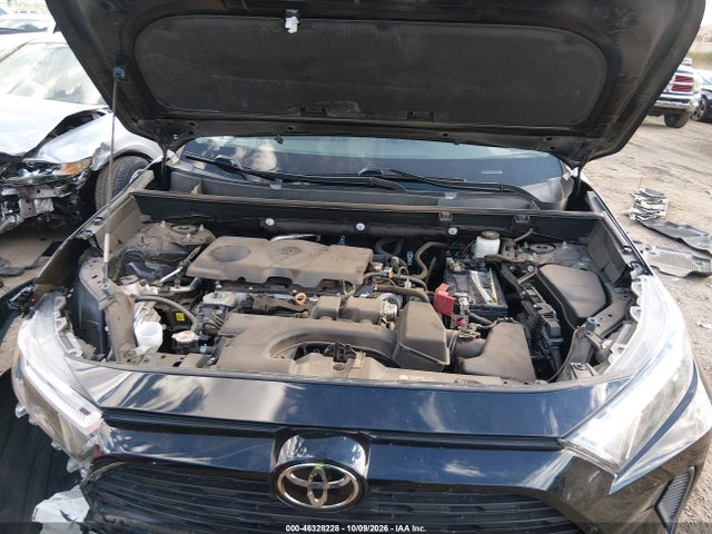 2024 TOYOTA RAV4 LE 10