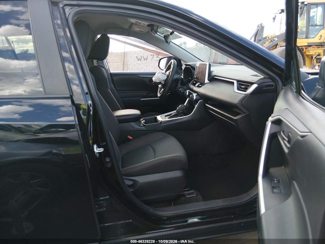 2024 TOYOTA RAV4 LE 5