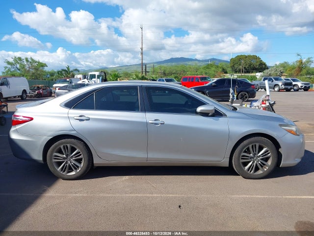 2017 TOYOTA CAMRY SE 13