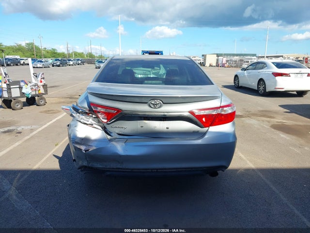 2017 TOYOTA CAMRY SE 16