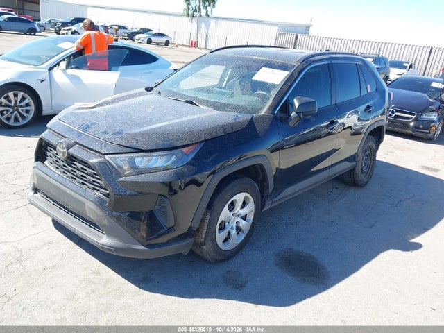 2020 TOYOTA RAV4 LE 2