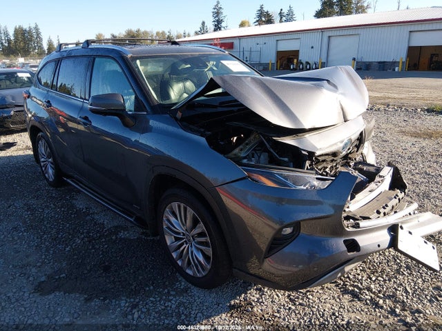 2024 TOYOTA HIGHLANDER HYBRID PLATINUM