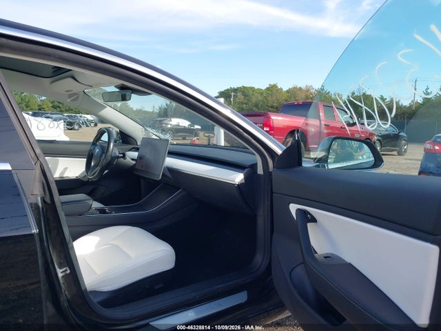 2019 TESLA MODEL 3 LONG RANGE/PERFORMANCE 5