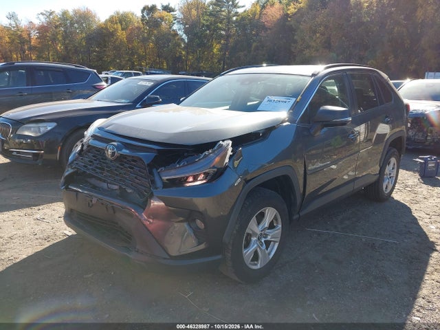 2019 TOYOTA RAV4 XLE 2