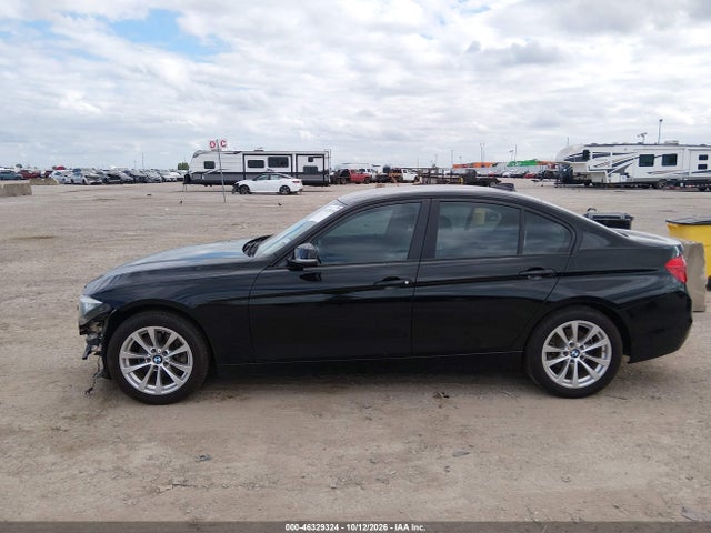 2017 BMW 320I 14