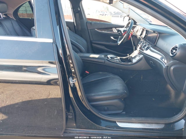 2017 MERCEDES-BENZ E 300 5
