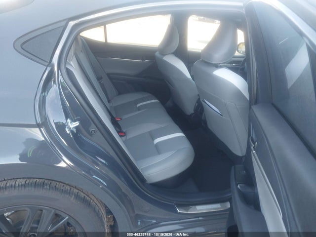 2025 TOYOTA CAMRY SE 8