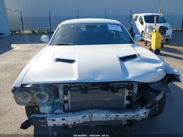 2019 DODGE CHALLENGER SXT 12