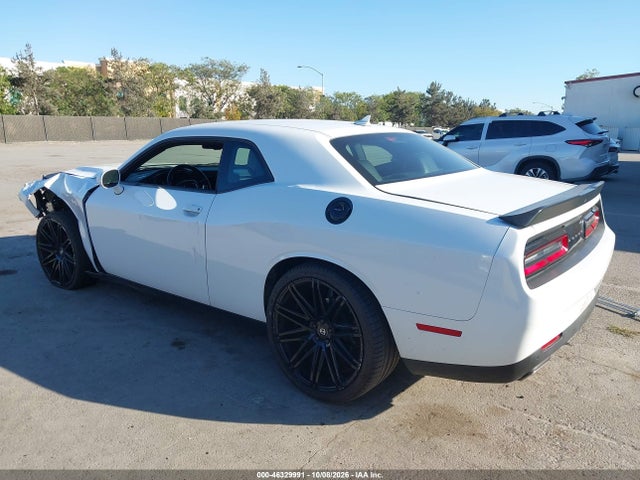 2019 DODGE CHALLENGER SXT 3