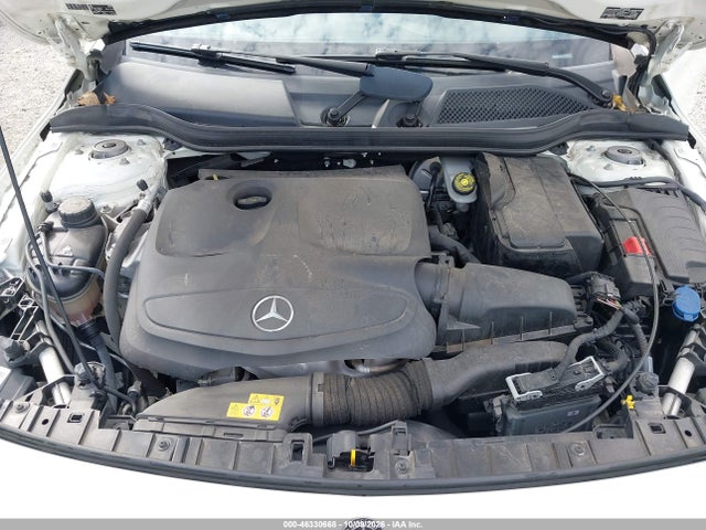 2018 MERCEDES-BENZ GLA 250 4MATIC 10