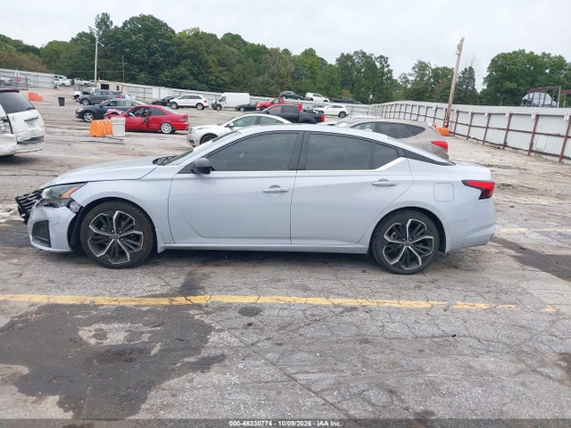 2023 NISSAN ALTIMA SR FWD 14