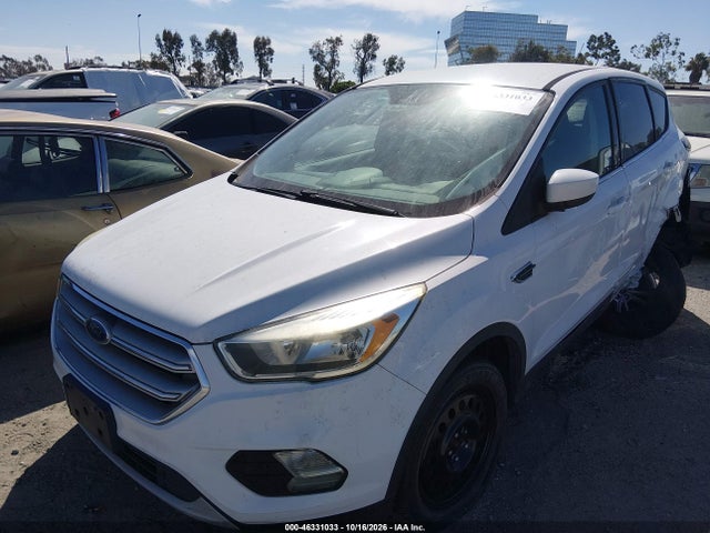 2017 FORD ESCAPE SE 2