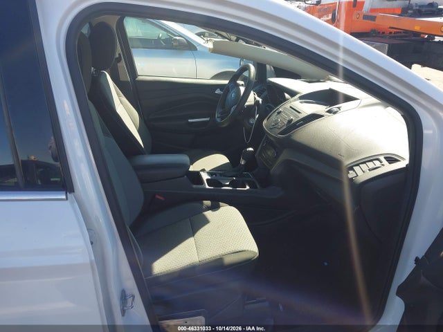 2017 FORD ESCAPE SE 5