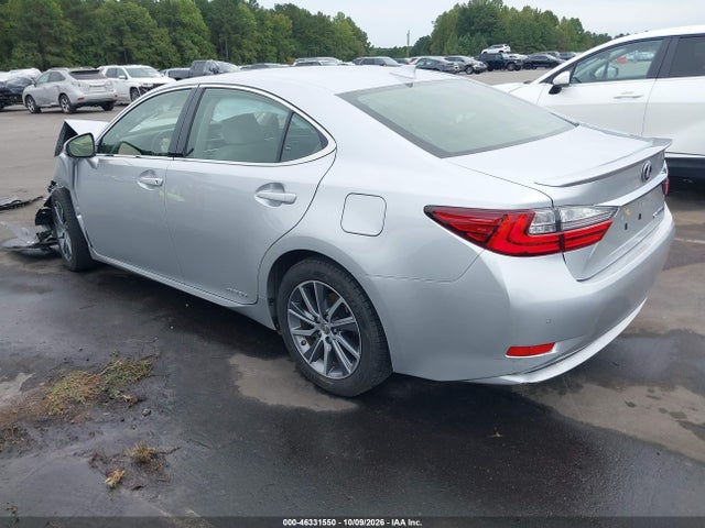 2018 LEXUS ES 300H 3
