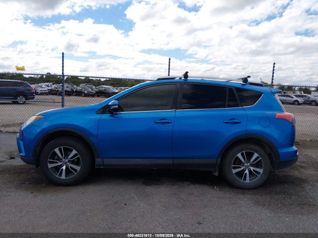 2018 TOYOTA RAV4 XLE 13