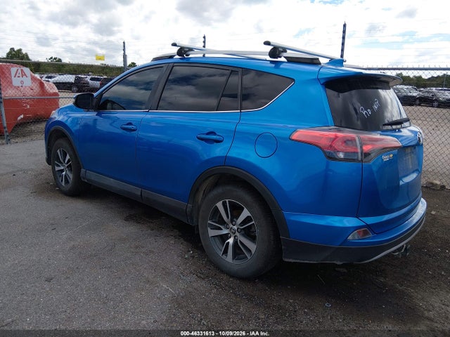 2018 TOYOTA RAV4 XLE 3