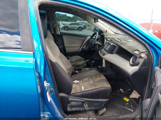 2018 TOYOTA RAV4 XLE 5
