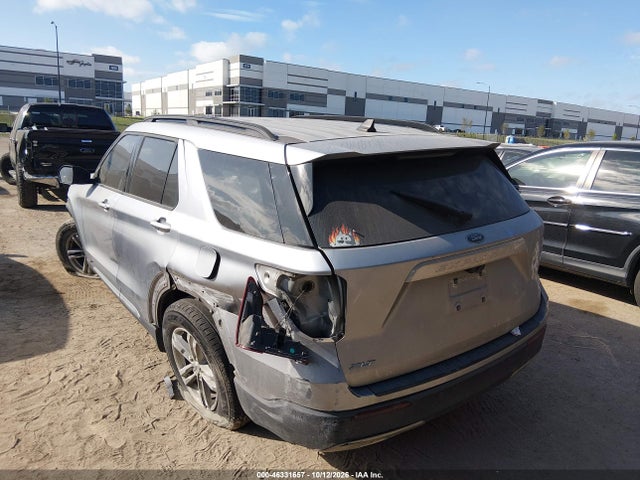 2022 FORD EXPLORER XLT 3