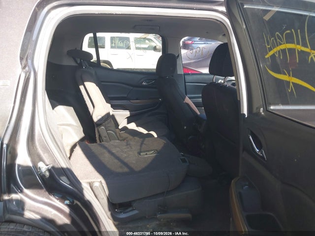 2017 GMC ACADIA SLE-2 8