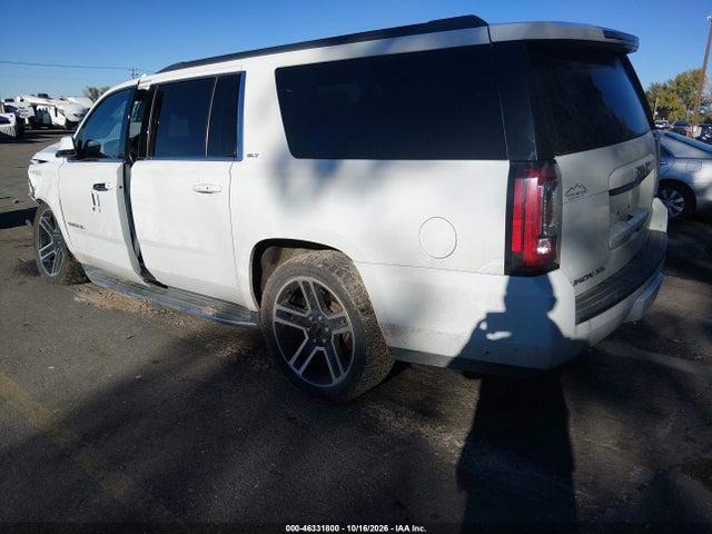 2017 GMC YUKON XL SLT 3