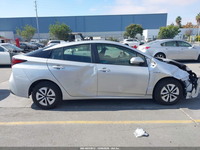 2019 TOYOTA PRIUS LE 13